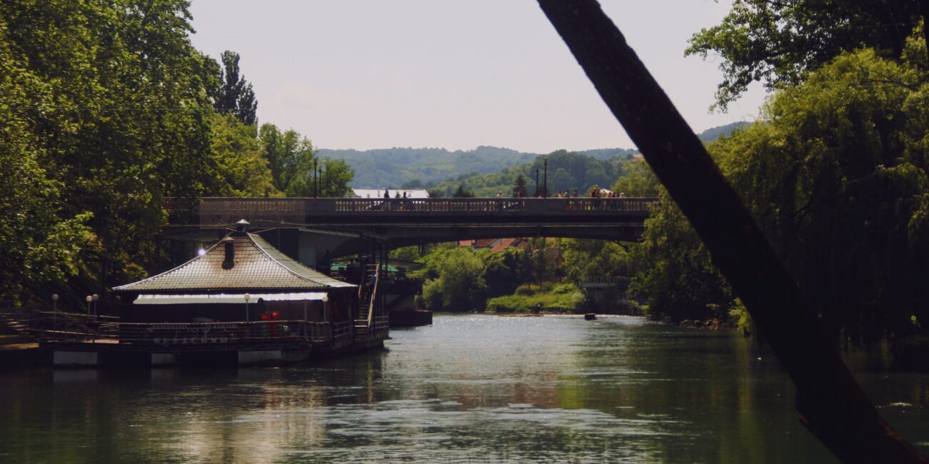River Bank, The Great B by Mary Marinopoulou, Banja Luka, Some Call Us Balkans, 2022, CC BY-SA 4.0